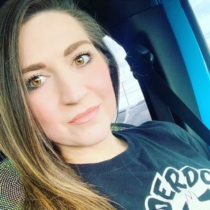 Meet your Posher, Marissa